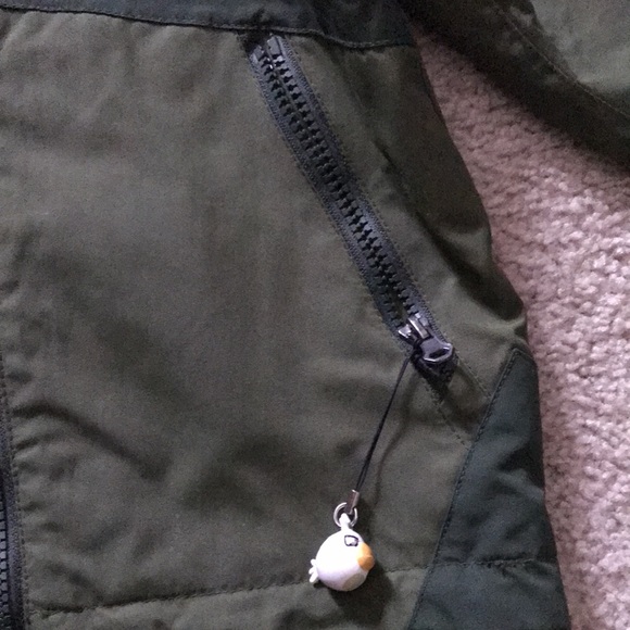 Hooded rain jacket - Picture 3 of 9